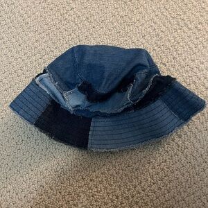 Urban outfitters bucket hat